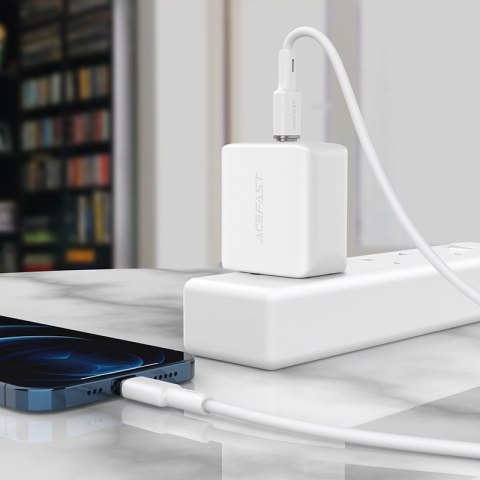 KABEL PRZEWÓD DO IPHONE MFI USB-C - LIGHTNING 30W 3A 1.2M CZARNY KABEL PRZEWÓD DO IPHONE MFI USB-C - LIGHTNING 30W 3A 1.2M CZARNY