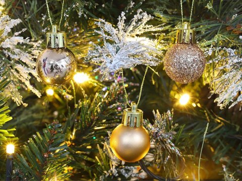 Bombki choinkowe na choinkę zestaw 30szt złote brokatowe blyszczące matowe Bombki choinkowe na choinkę zestaw 30szt złote brokatowe blyszczące matowe