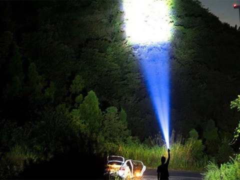 Latarka akumulatorowa szperacz biwakowa led mocna wojskowa policyjna usb Latarka akumulatorowa szperacz biwakowa led mocna wojskowa policyjna usb