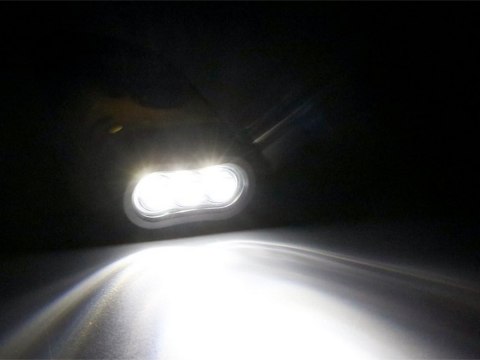 Latarka dynamo solarna 3 led kinetyczna ręczna nakręcana na korbkę klips Latarka dynamo solarna 3 led kinetyczna ręczna nakręcana na korbkę klips