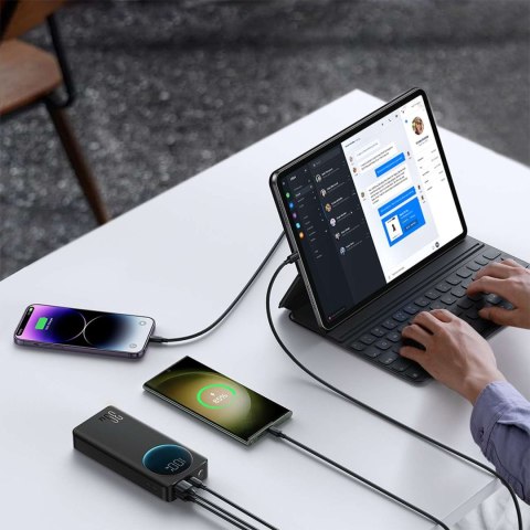 POWERBANK Z LATARKĄ 30W 20000MAH + KABEL USB-A - USB-C 25CM CZARNY POWERBANK Z LATARKĄ 30W 20000MAH + KABEL USB-A - USB-C 25CM CZARNY