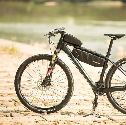TWARDA WODOODPORNA TORBA ROWEROWA NA RAMĘ POJ. 1.6L CZARNA TWARDA WODOODPORNA TORBA ROWEROWA NA RAMĘ POJ. 1.6L CZARNA