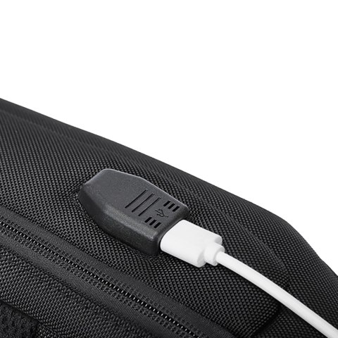 Plecak miejski Premium na jedno ramię antykradzieżowy z organizerem i USB - czarny