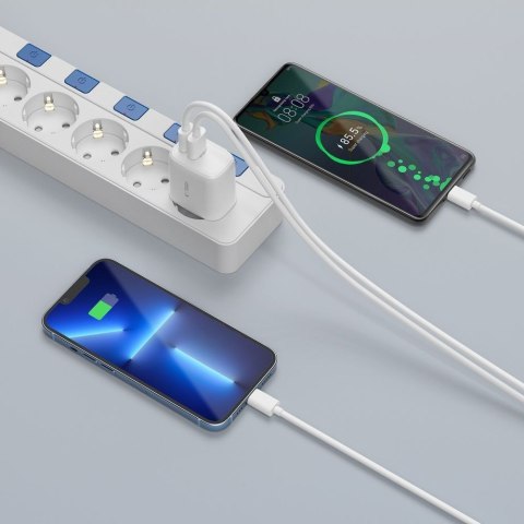 Ładowarka sieciowa USB-C PD 20W / USB-A QC 3.0 z kablem USB-C / iPhone Lightning - biała