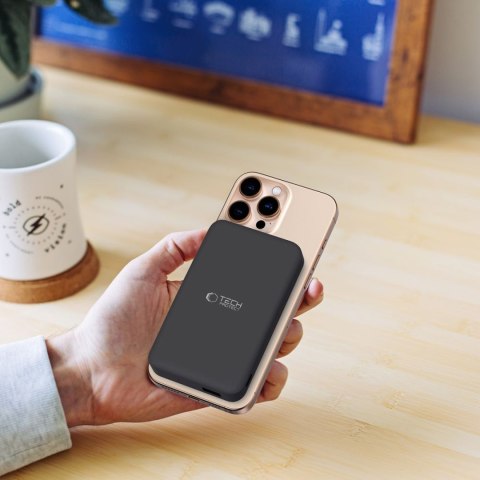 Powerbank bezprzewodowy 10000 mAh USB-A USB-C 15W - czarny