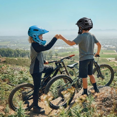 Kask rowerowy fullface dziecięcy z tylną lampką USB 52-56 cm - niebieski