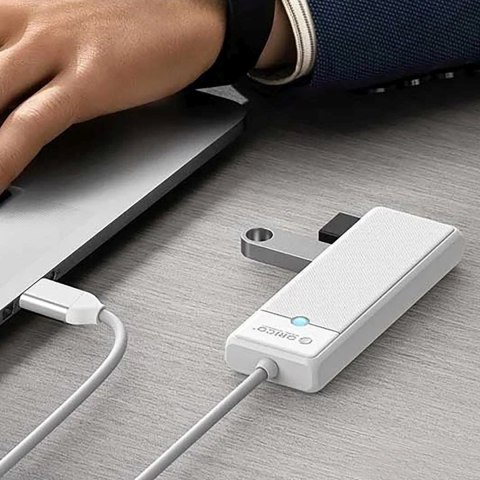 HUB rozdzielacz 4-portowy USB-C - USB-A 1.8 m - biały