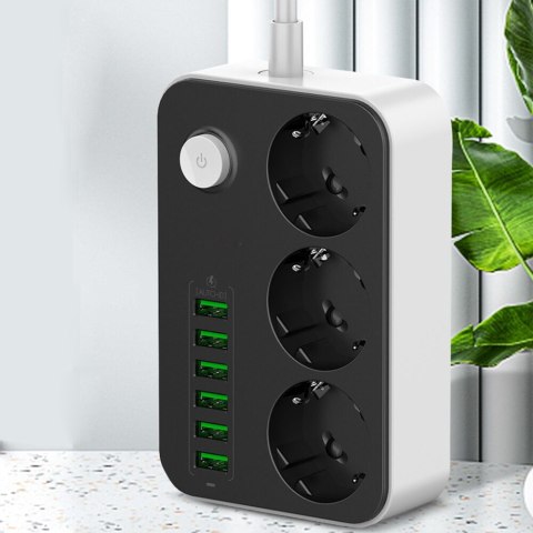 Listwa zasilająca z 3 gniazdami i 6 portami USB
