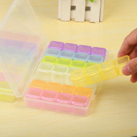 Zestaw 2 plastikowych pudełek do sortowania 28 przegródek