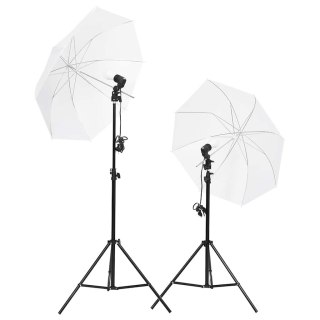Zestaw oświetlenia studia fotograficznego z statywami i parasolami białymi
