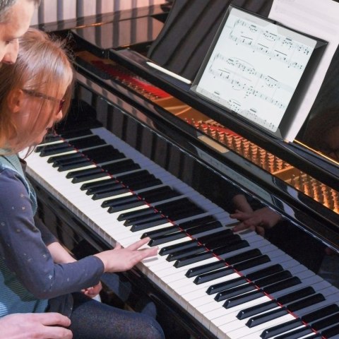 Folder muzyczny na nuty, praktyczny binder dla muzyków, kolor czarny