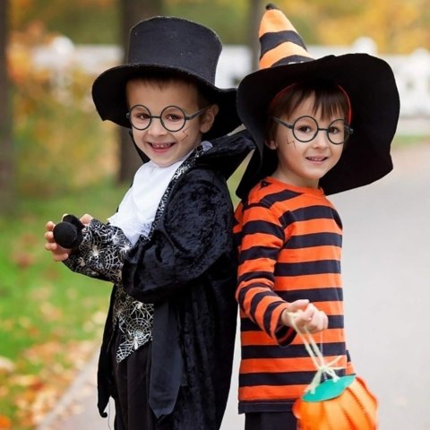 Akcesoria czarodzieja: 16 okrągłych akcesoriów na Halloween, czarny kolor, plastik